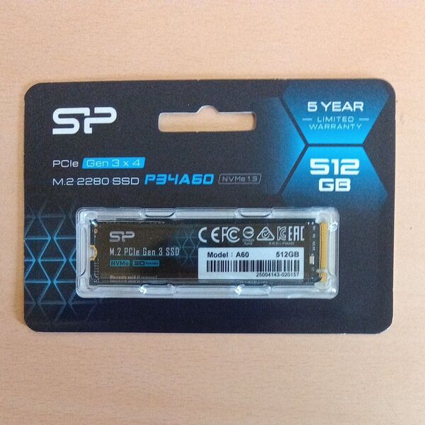 シリコンパワー M.2 NVMe SSD 512GB 新品未開封