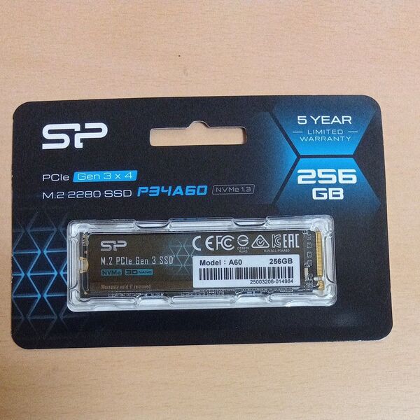 シリコンパワー M.2 NVMe SSD 256GB 新品未開封