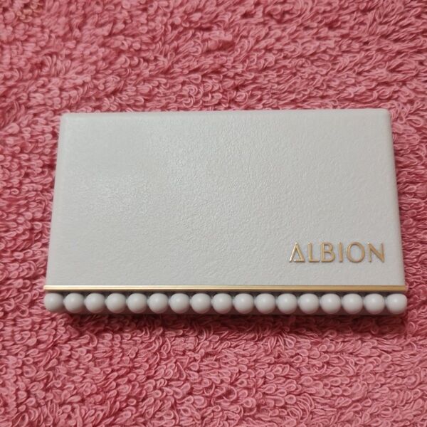 ALBION アルビオン スタジオ レイヤードトリック コンシーラー 01