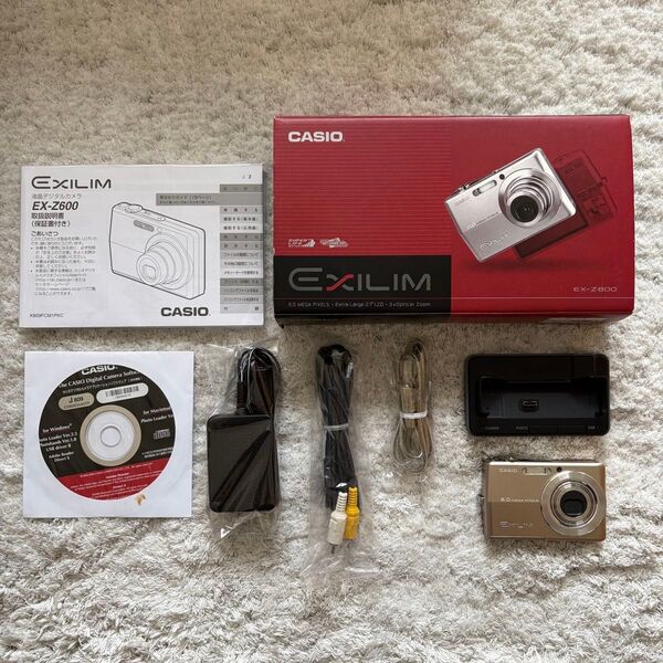 極上品【動作確認済】CASIO カシオ EXILIM エクシリム EX-Z600 レトロコンデジ ゴールド デジタルカメラ