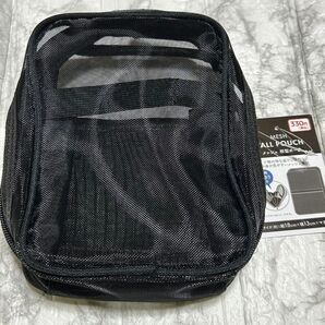 メッシュ縦型ポーチ ブラック