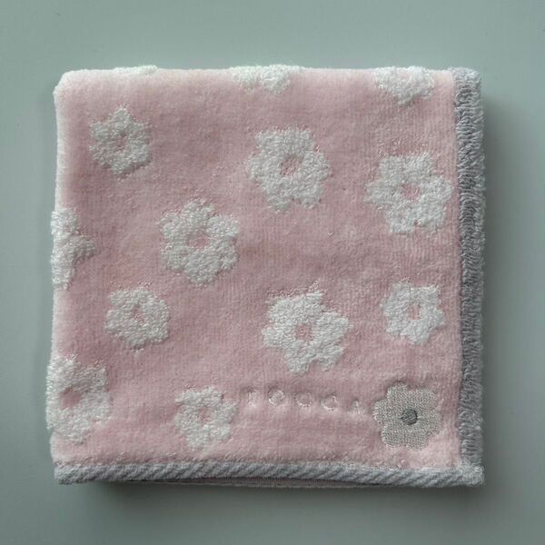 新品 トッカ TOCCA タオルハンカチ ハンドタオル 刺繍 ロゴ 花柄 総柄