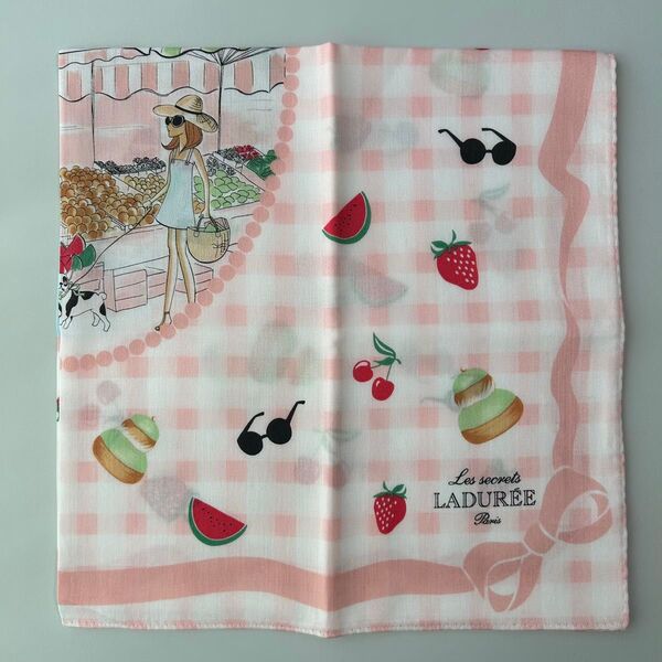 新品 スクレ ラデュレ 大判 ハンカチ Les secrets LADUREE paris フルーツ マカロン カップケーキ