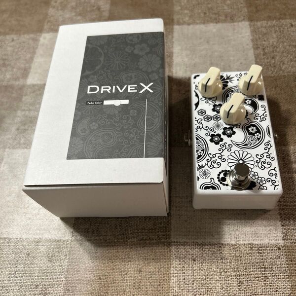 Drive X “White”