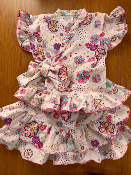 女の子 甚平ドレス120センチ フリルが可愛い甚平 花柄 ピンク ホワイト フリル