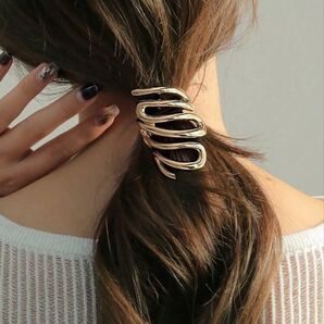No.1364 1点のみ ゴールド ヘビ型 ポニーフック ポニーテール ヘアアクセサリー ヘアバレッタ