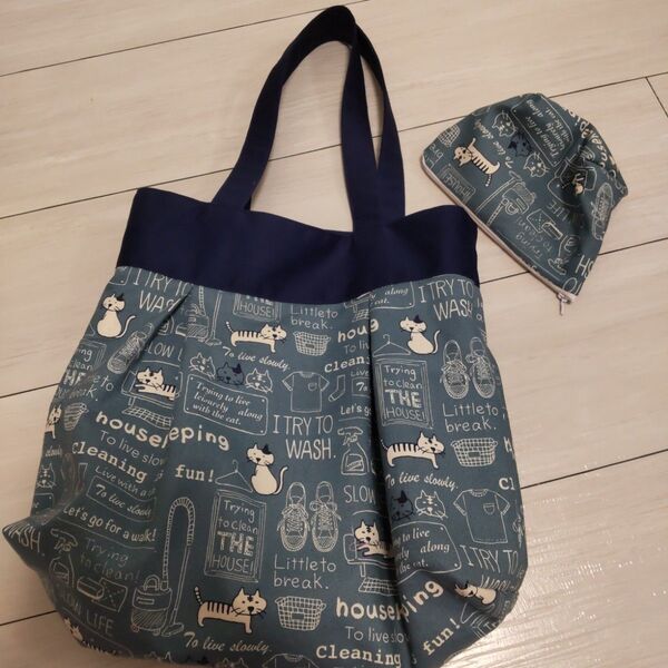 ねこちゃん柄ハンドメイドトートバッグエコバッグポーチおまけ。