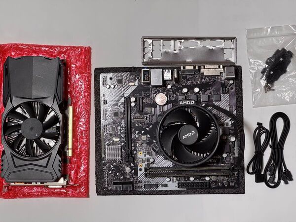 ASRock A320M-HDV R4.0 + AMD Ryzen 7 1700 + 4GB x2 + RX460 パーツセット