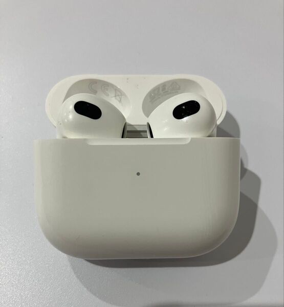 Apple AirPods ワイヤレスイヤホン 第3世代 Bluetooth オープンイヤー 充電ケース有り アップル イヤホン
