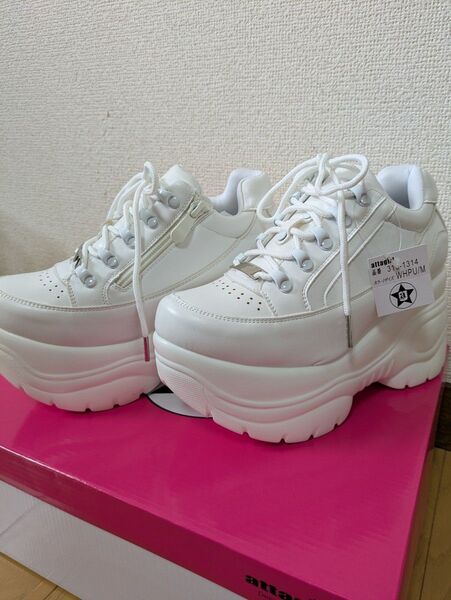 attagirl アタガール 厚底スニーカー ホワイト M 未使用