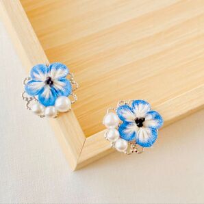 つまみ細工 ネモフィラ ピアス イヤリング ハンドメイド no1