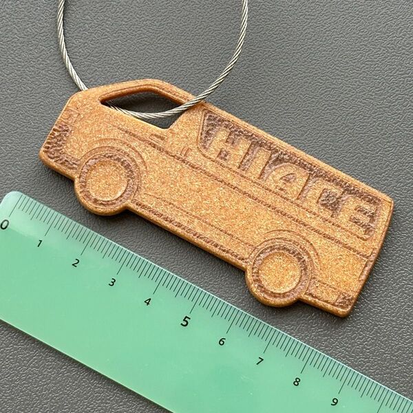 TOYOTA HIACE トヨタ ハイエース 木製キーホルダー 非売品