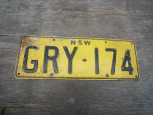 Qj904 new south wales license plate 70s 60s vintage オーストラリア ニューサウスウェールズ ヴィンテージ ナンバープレート GRY-174