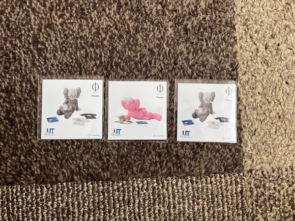 KAWS UT ステッカー 3個セット