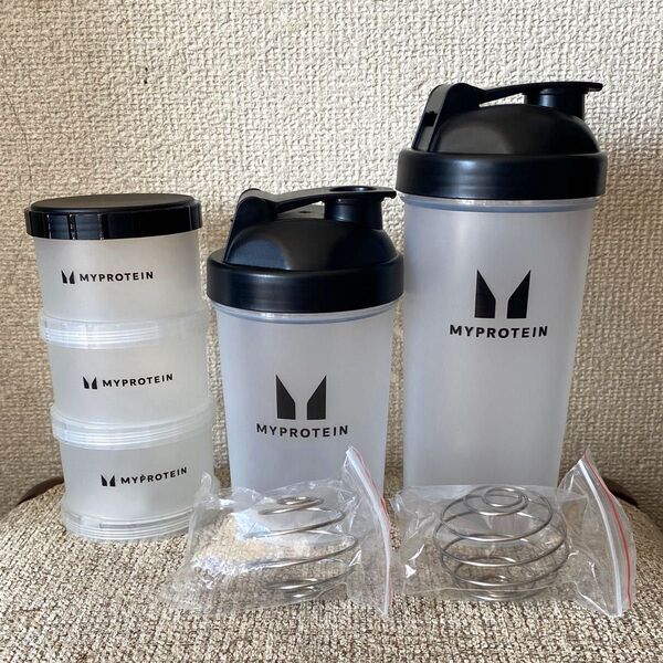 マイプロテイン 黒ストレージボックス&黒シェイカー×2本(400ml&600ml)