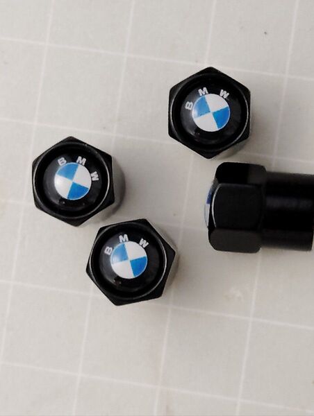 黒角 BMW ホイール エアバルブキャップ E46 E90 E91 E92 E93 F30 F31 F34 F07 F10 F11