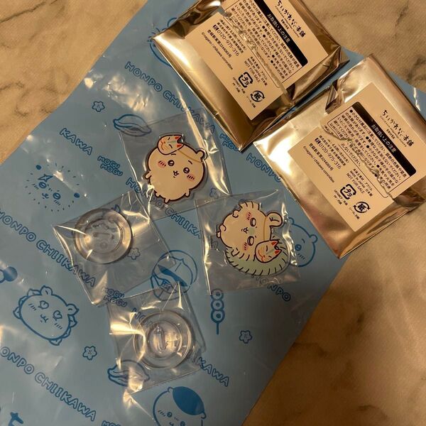 ちいかわ もぐもぐ本舗 京都伏見稲荷店 ノベルティ モモンガ ちいかわ アクリルミニスタンド