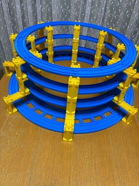 プラレール 4段タワー 複線 単線 橋脚 レイアウト
