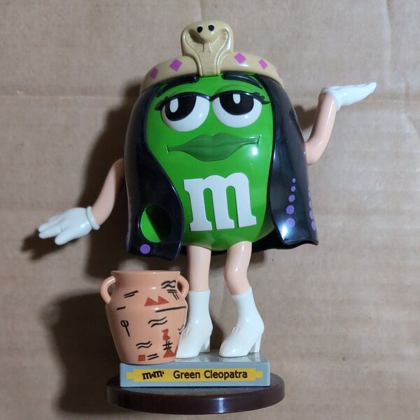 m&m's グリーンちゃん クレオパトラ チョコレートディスペンサー