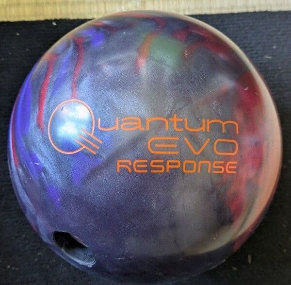 カンタムevoレスポンス 15P Quantum Evo Response ボウリング ボール