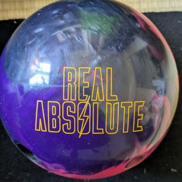 【美品】リアルアブソリュート REAL ABSOLUTE ボウリングボール 15ポンド