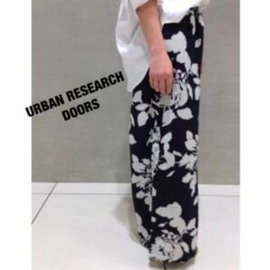 URBAN RESEARCH DOORS リネンレーヨンフラワーパンツ フリーサイズ