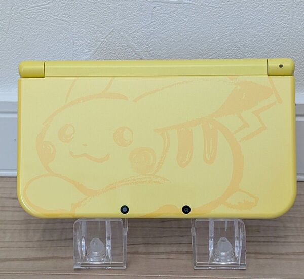 【希少】中古ゲーム機 Newニンテンドー3DS LL ポケットモンスター サン・ムーン ピカチュウ【イエロー】 動作確認済 任天堂