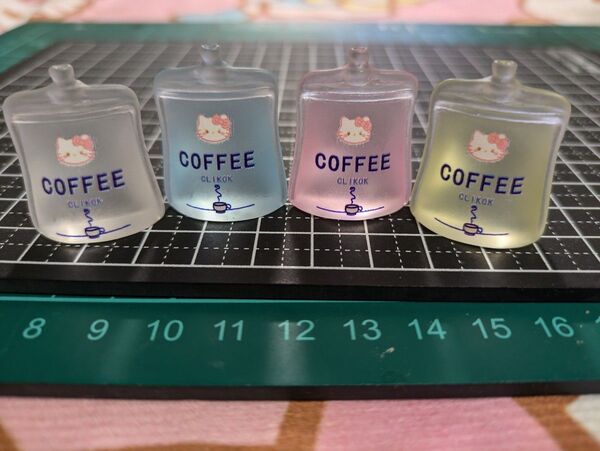 デコパーツ 4個1セット140円