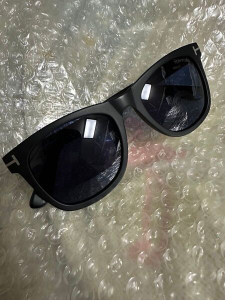 TOM FORD サングラス TF1099 ECO 02V