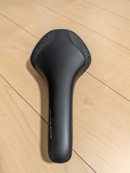fizik ANTARES カーボンサドル 『美品』