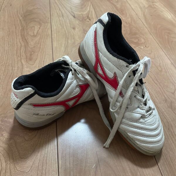 MIZUNOフットサルシューズ 22.0cm