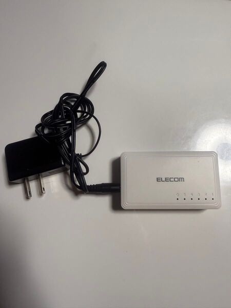 エレコム スイッチングハブ 5ポート ギガビット EHC-G05PA2-W