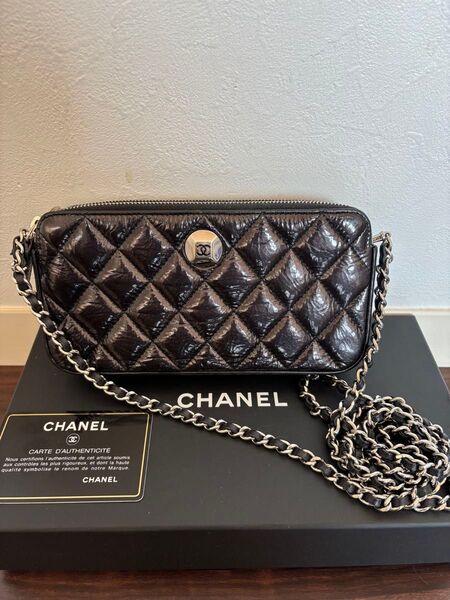 正規品 CHANEL シャネル チェーンウォレット パテントレザー
