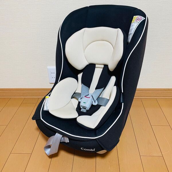 Combi コンビ ネオモノトーンコッコロUX チャイルドシート