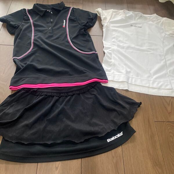 Babolat ゲームシャツ黒と白、黒2段切り替えフリルスコート 3点セット