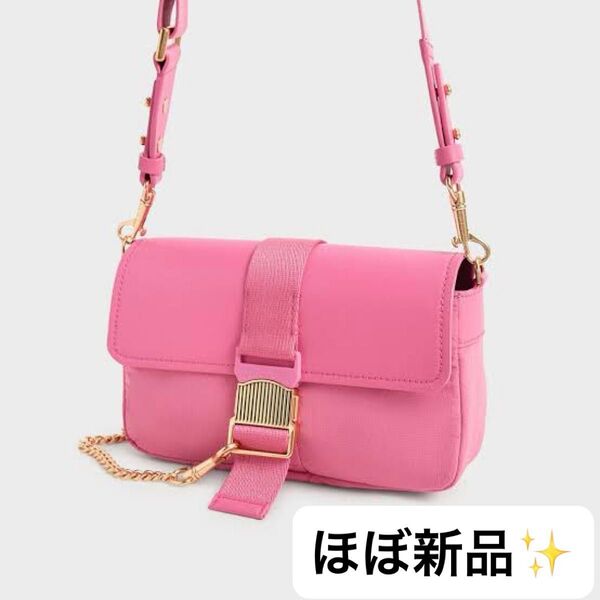 ほぼ新品 Charles&Keith チャールズアンドキース アスペン ショルダーバッグ ピンク ナイロン