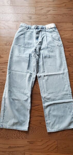 ユニクロ ドレープデニムタックパンツM 新品未使用