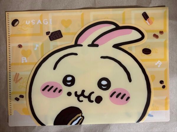 ちいかわ クリアファイル LOTTE うさぎ