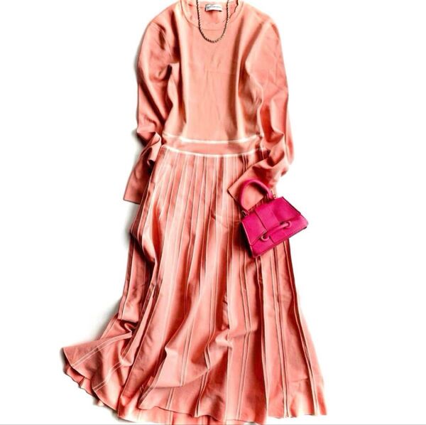 極美品 ストラスブルゴ 通年ニットプリーツワンピース ピーチピンク オールシーズン M 大人可愛い ロングワンピース
