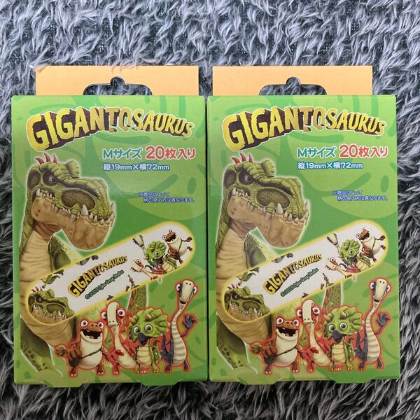 【匿名発送】新品未使用品 スケーターGIGANTOSAURUS ばんそうこう Mサイズ 20枚入×2箱セット