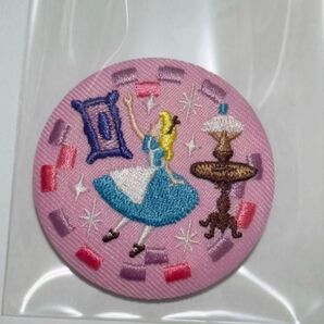 ディズニー 刺繍缶バッジ 不思議の国のアリス