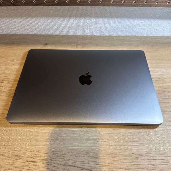 Apple MacBook Air M1 2020年モデル(8GBメモリ/256GB SSD/macOS Sequoia 15.5