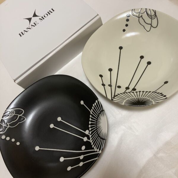 HANAE MORI ハナエモリ ペアパスタプレートセット 白 黒 日本製 食器