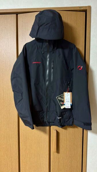 【新品未使用品】MAMMUT マムートアヤコプロ 人気のクラッシック ゴアテックス アジアMサイズ