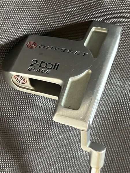初代 WHITE HOT 2-ball BLADE パター