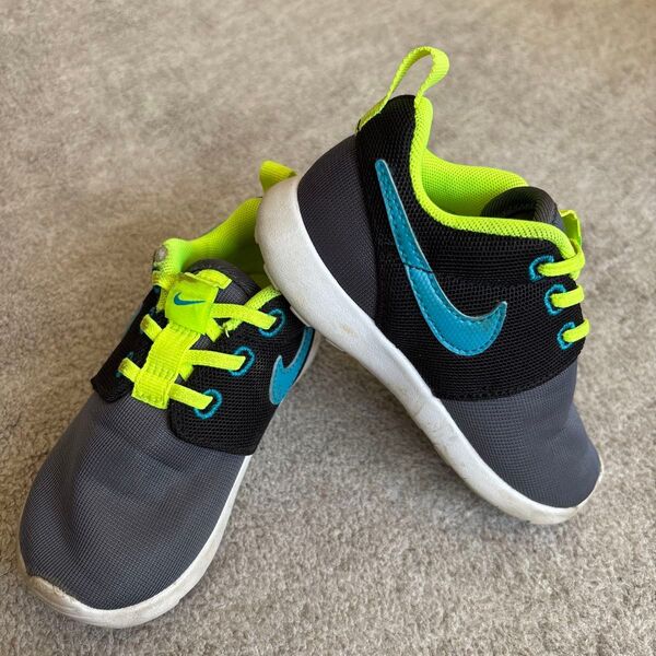 NIKE キッズスニーカー 13cm
