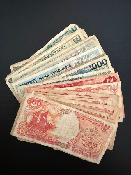 旧紙幣 インドネシア ルピア 古紙幣 外国紙幣 まとめて出品 38枚 並品