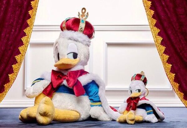 【ディズニーストア.jp限定】ドナルド ぬいぐるみ DONALD THE KING BIRTHDAY キーチェーン