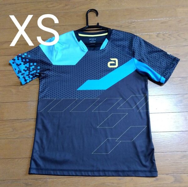 卓球アンドロシャツXS