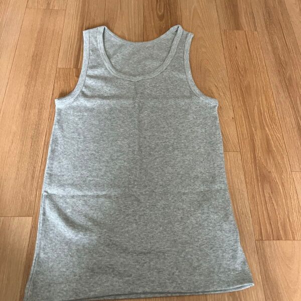 ユニクロ UNIQLO リブランニングシャツ 新品タグ付き タンクトップ ノースリーブ